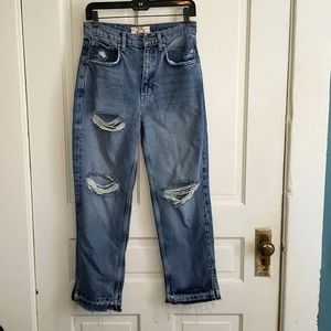 We The Free High Waisted Raw Hem Distressed Cropped Size 25 Jeans